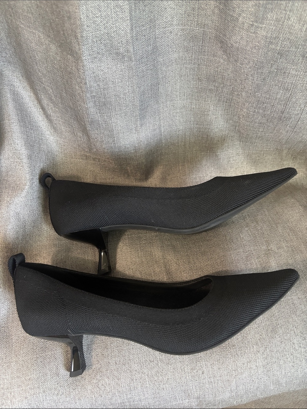 Luxury Rebel size 11Pointed Toe Black Kitten Heel Pumps